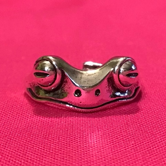 Jewelry - Frog Face Ring